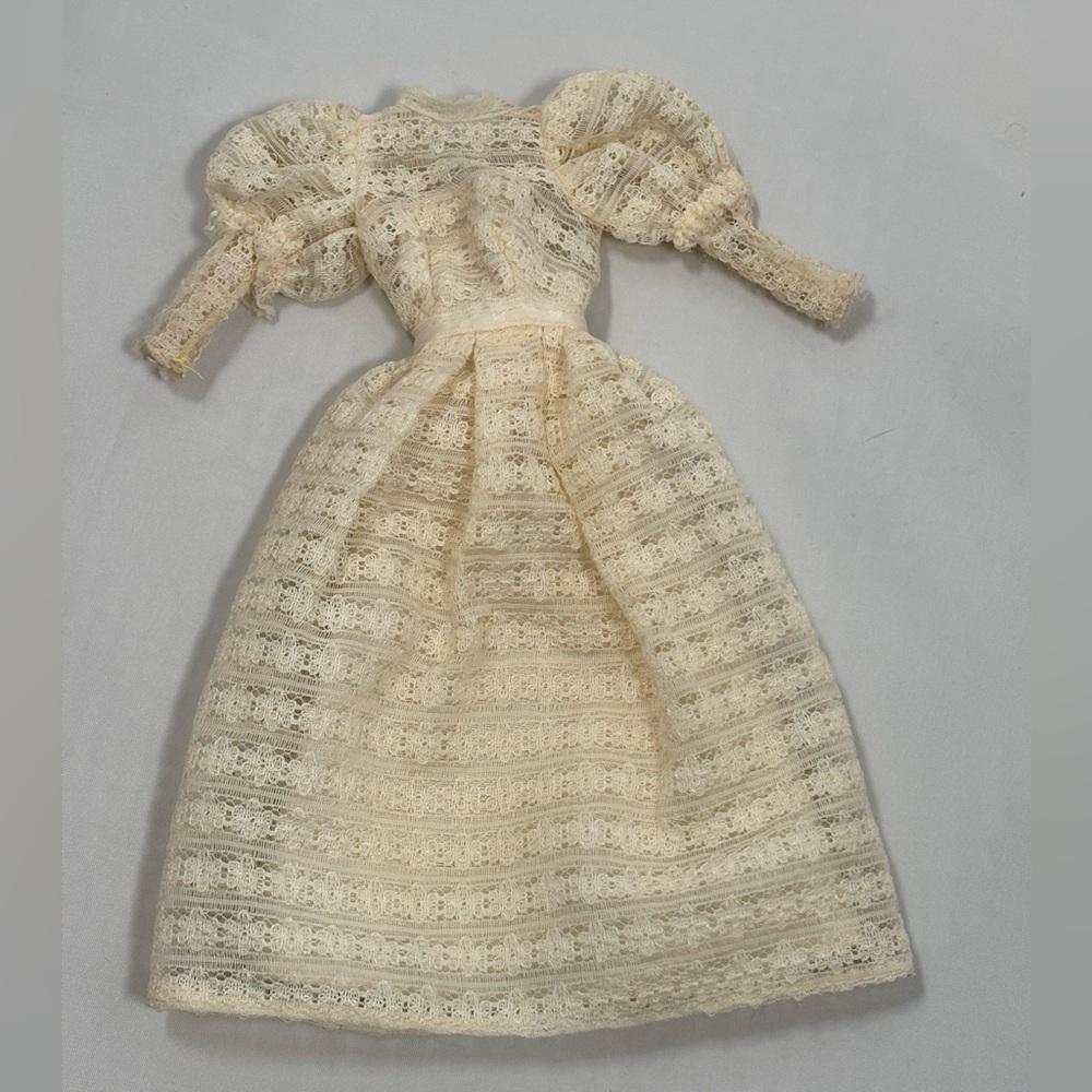 This vintage item is a 1976 Barbie "Beautiful Bride" dress (ensemble #9907),